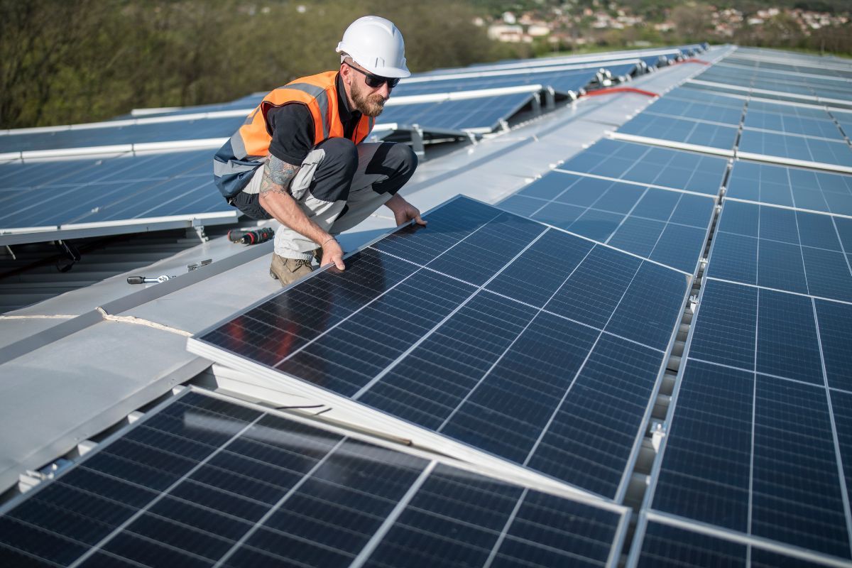 collaudo impianto fotovoltaico grandi dimensioni